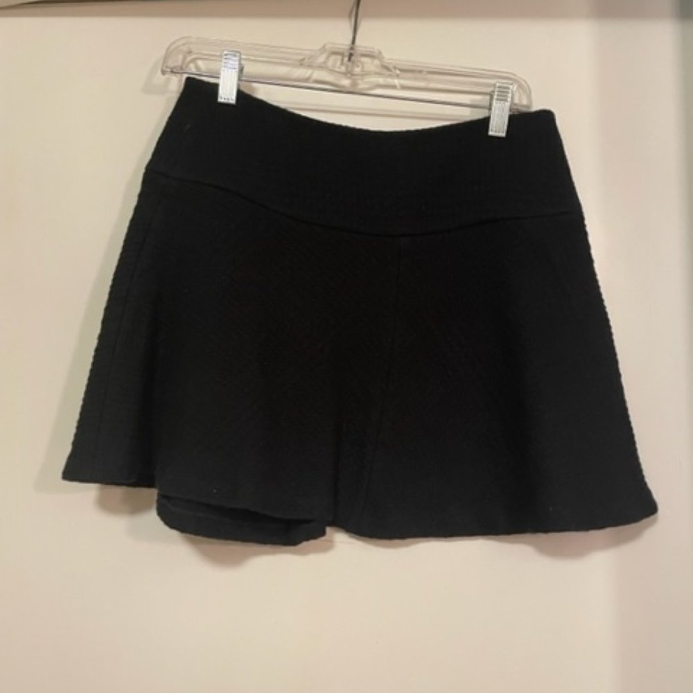 Theory Black Mini Skirt - Size 6